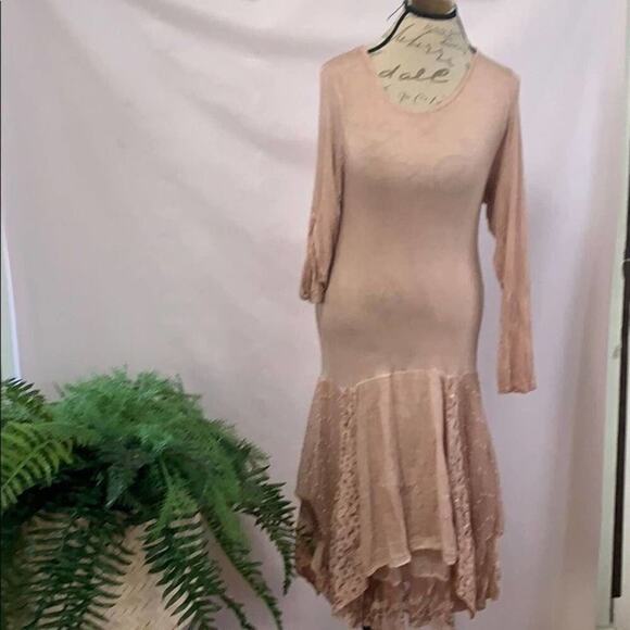 scandal Dresses & Skirts - SCANDAL BODYCON EMBROIDERY DETAILS‎ DRESS SIZES